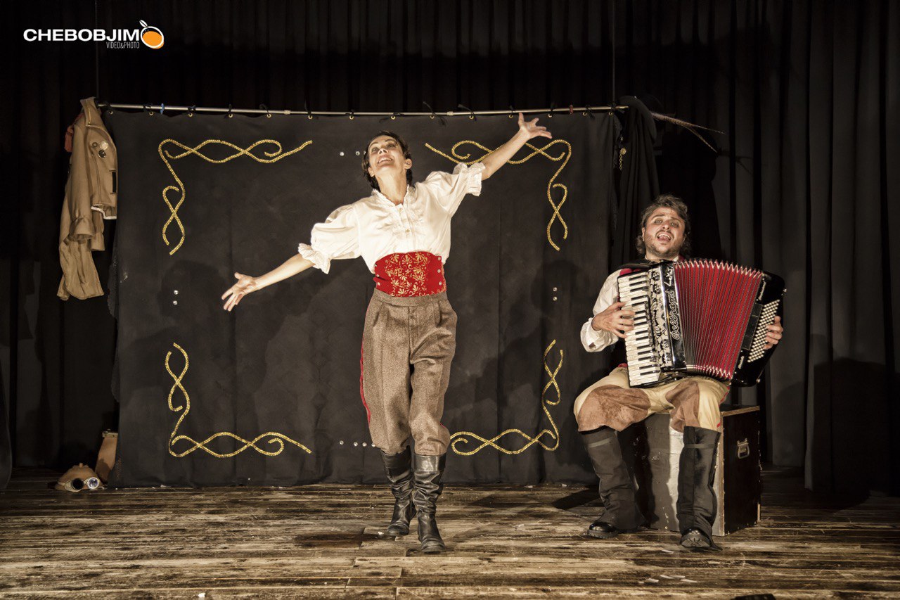 photo5931587880499655717